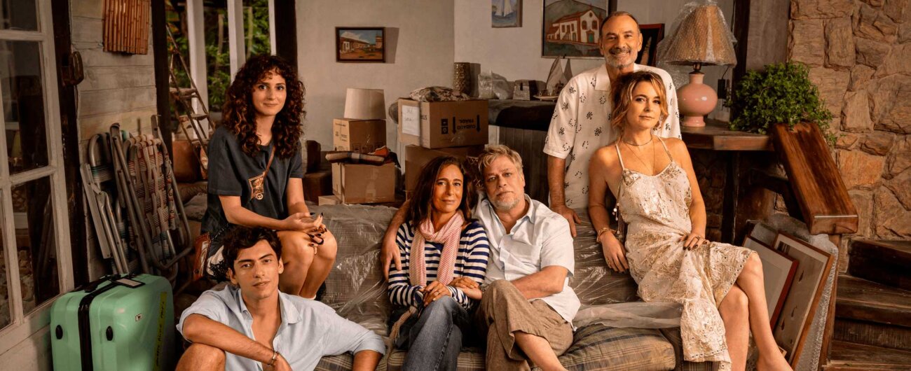 Andrea Beltrão, Fábio Assunção, Claudia Abreu e Marco Ricca integram o elenco de Enfim Sós, nova série de  comédia da Netflix