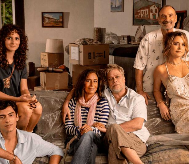 Andrea Beltrão, Fábio Assunção, Claudia Abreu e Marco Ricca integram o elenco de Enfim Sós, nova série de  comédia da Netflix